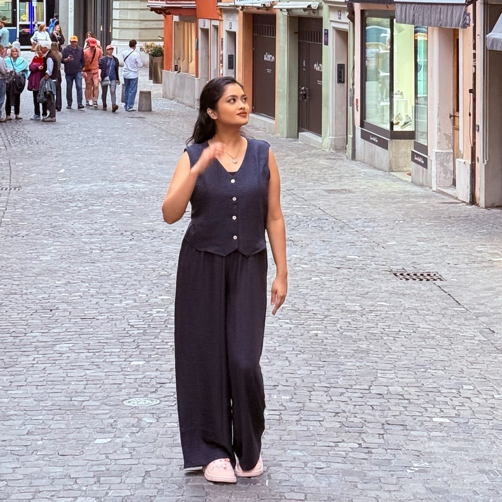 Meet your Posher, Naaz
